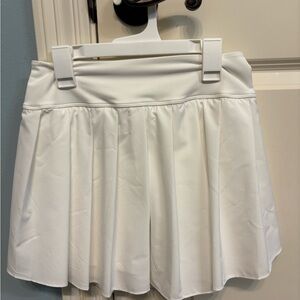 Women's white active Skirt